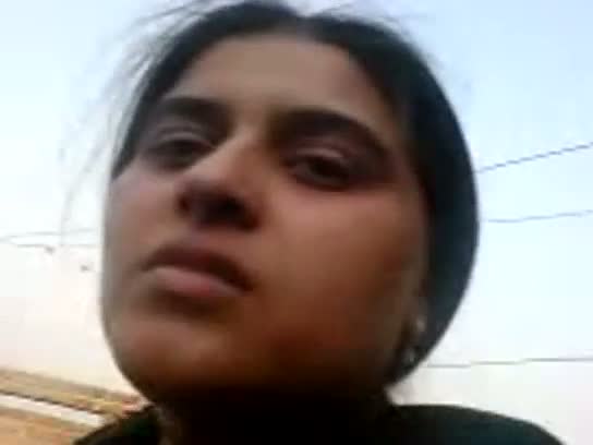 Desi house wife satisfies her horny husband on the rooftop